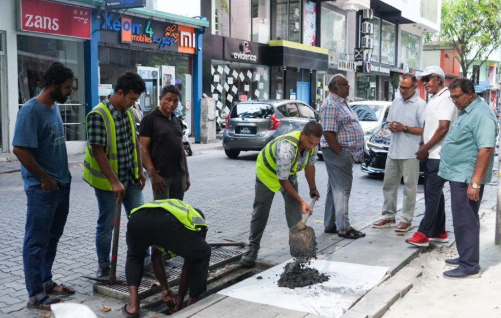 ވަޒީރު ވިދާޅުވަނީ މާލޭގެ ކާނުތައް ސާފުކޮށް ނިންމުމަށް ހަމަސް ނަގާނެ ކަމަށް